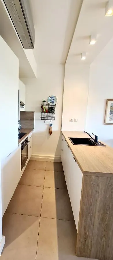 Superbe Appartement Vue Mer - Plage, Piscine Et Tennis Prive Bandol Apartment