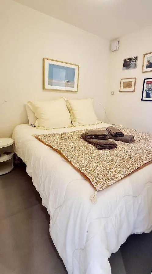 Apartment Superbe Appartement Vue Mer - Plage, Piscine Et Tennis Prive Bandol France