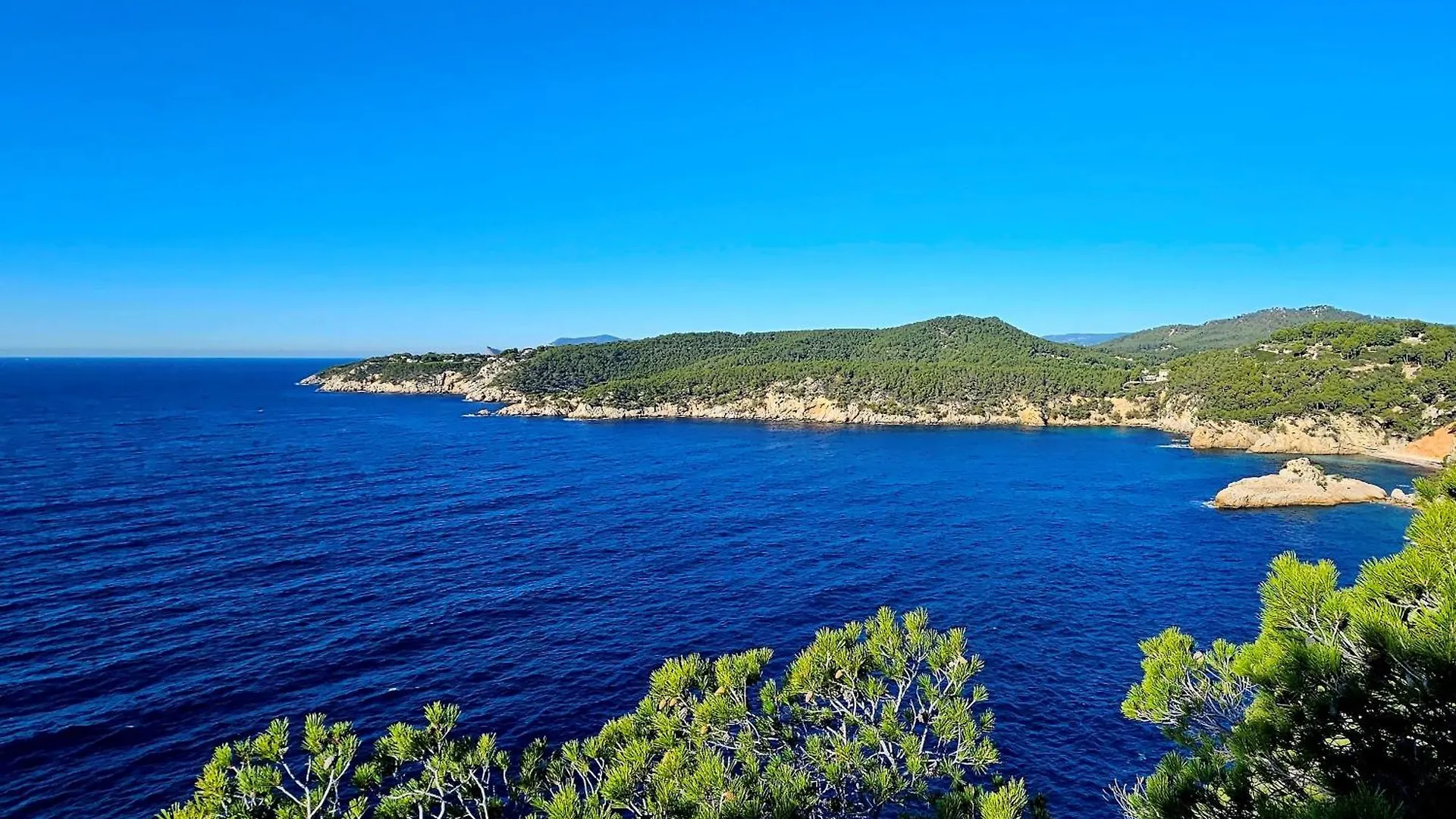 Superbe Appartement Vue Mer - Plage, Piscine Et Tennis Prive Bandol Daire