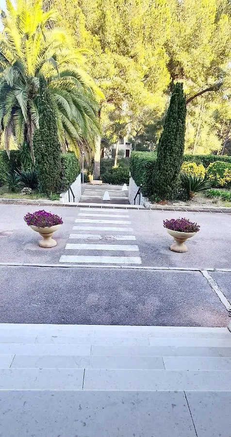 Superbe Appartement Vue Mer - Plage, Piscine Et Tennis Prive Bandol Apartment